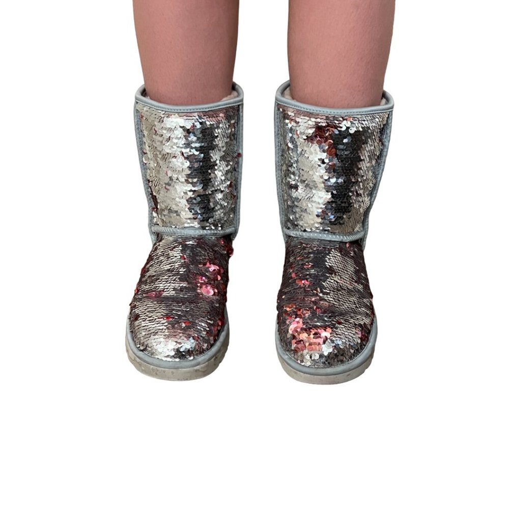 UGG Classic Short Chunky Sequin Size 10